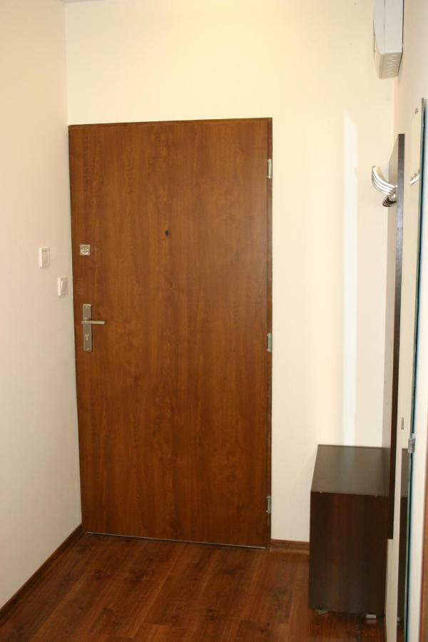 Noclegi Piastow Extérieur photo