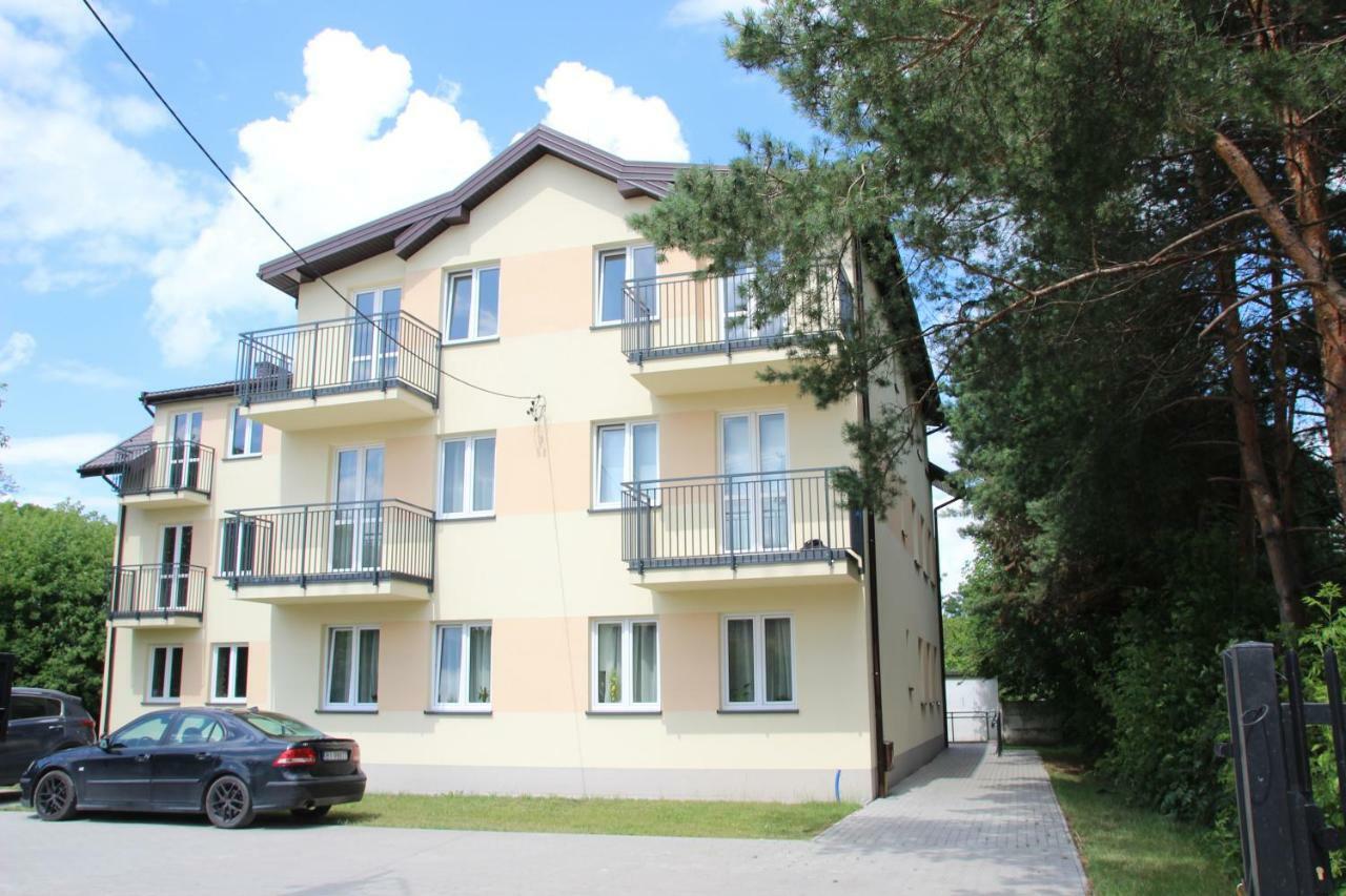 Noclegi Piastow Extérieur photo